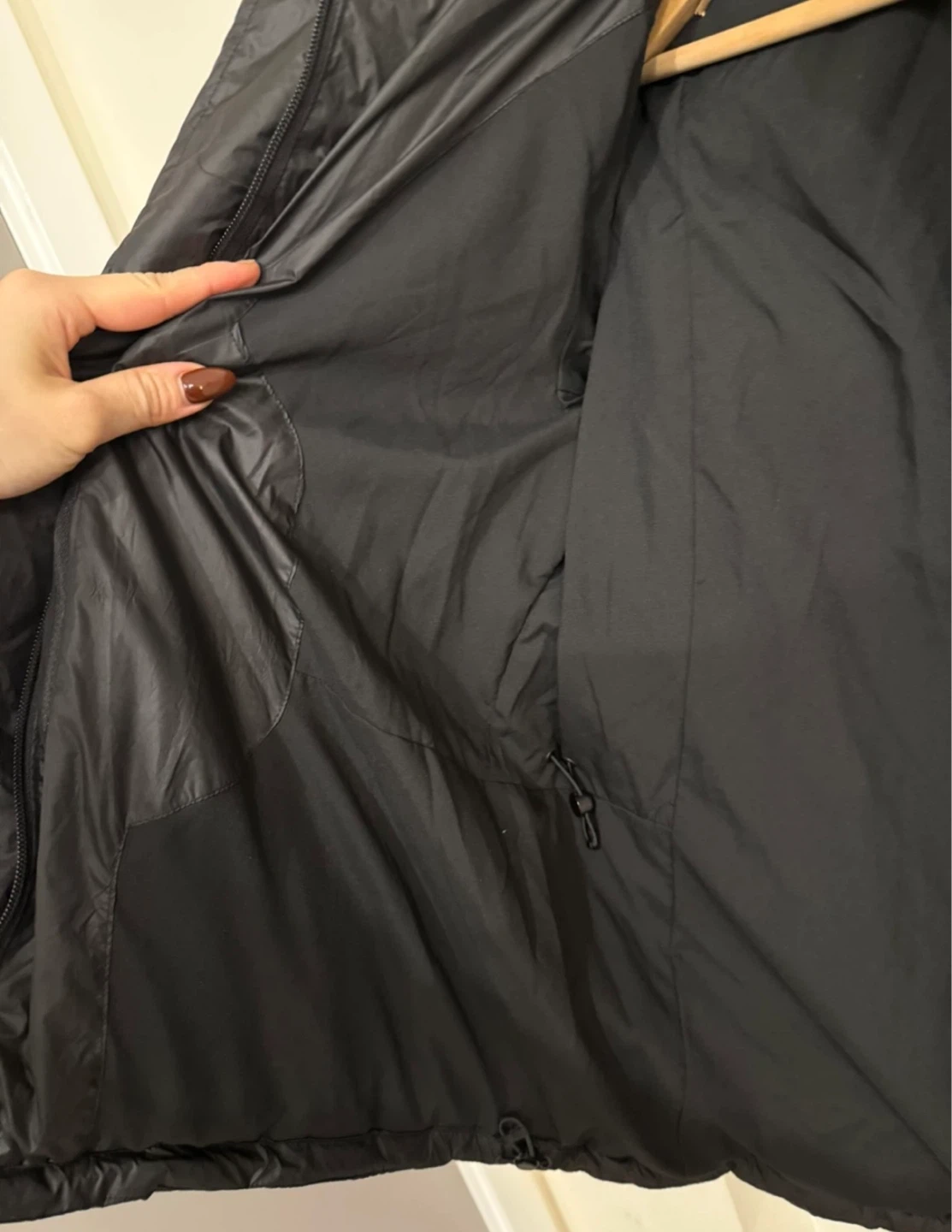 Lululemon Black Down Puffer Jacket - Size 4 $100 - photo 4