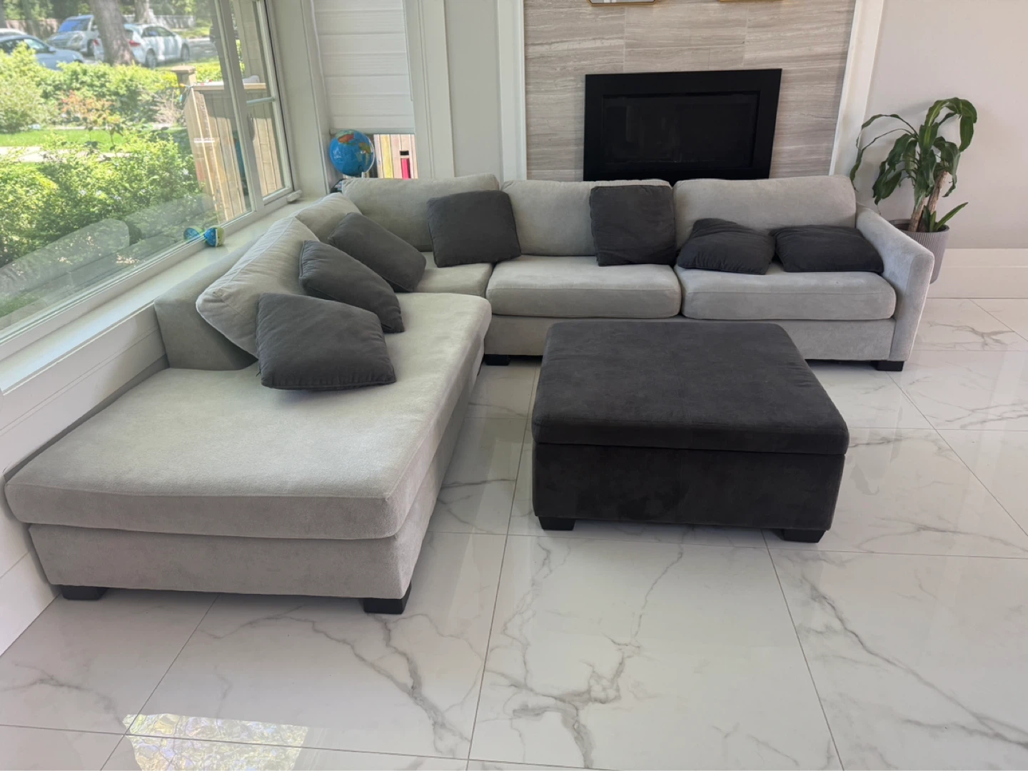 Muse & Merchant Sectional Sofa with Storage Ottoman