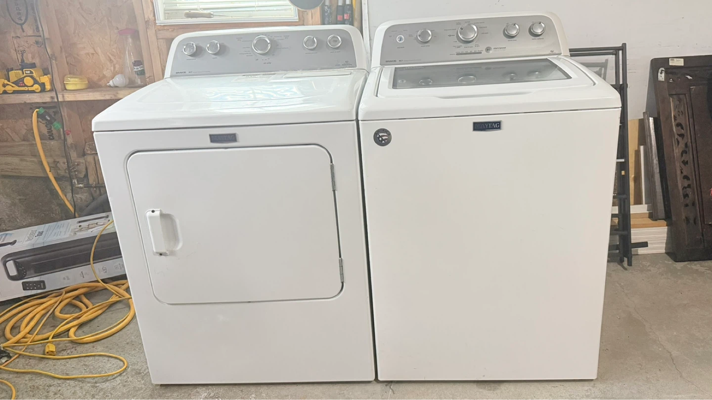 Maytag Washer and Dryer Set - White - photo 4