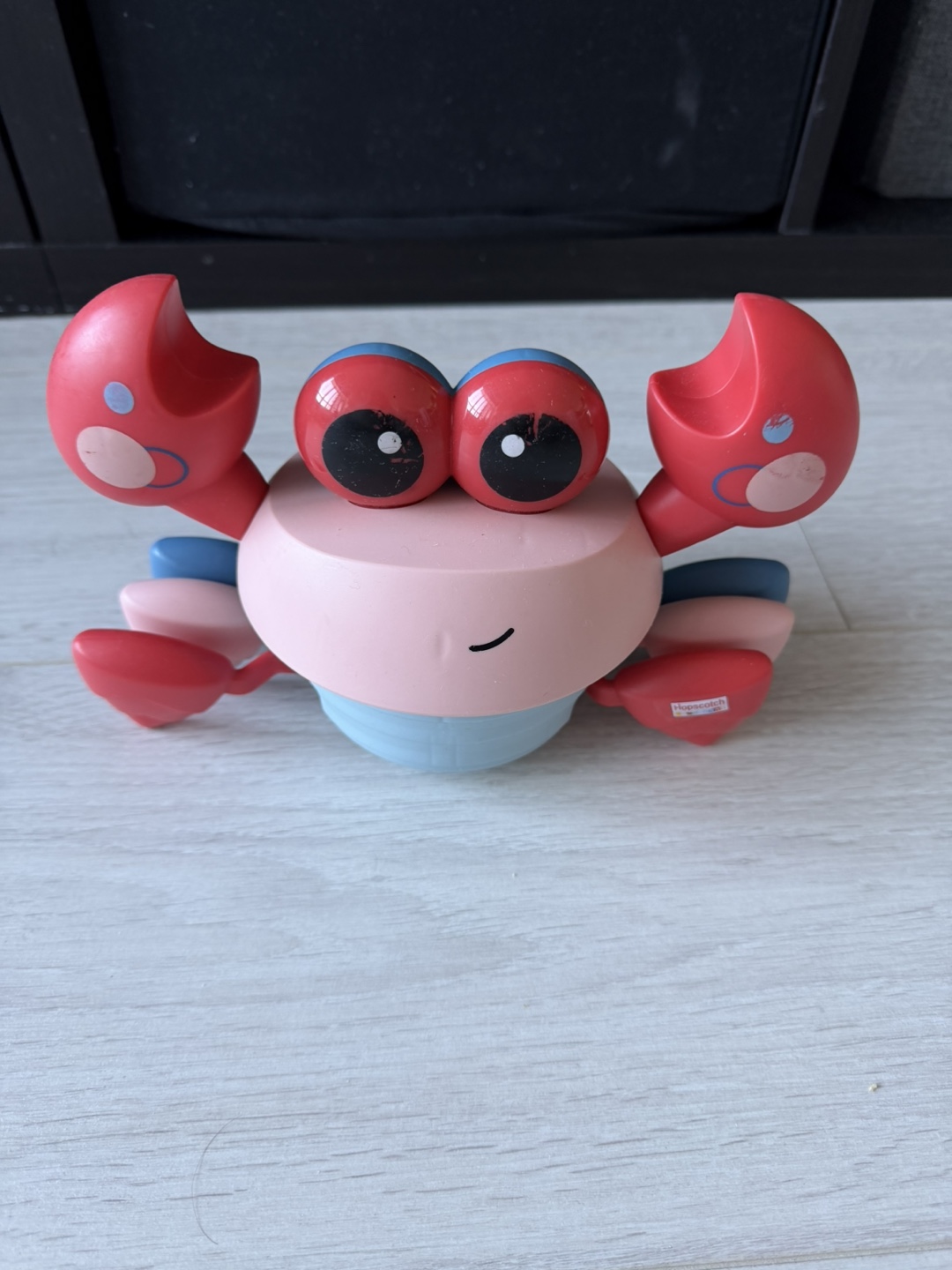 Hopscotch Crab Toy