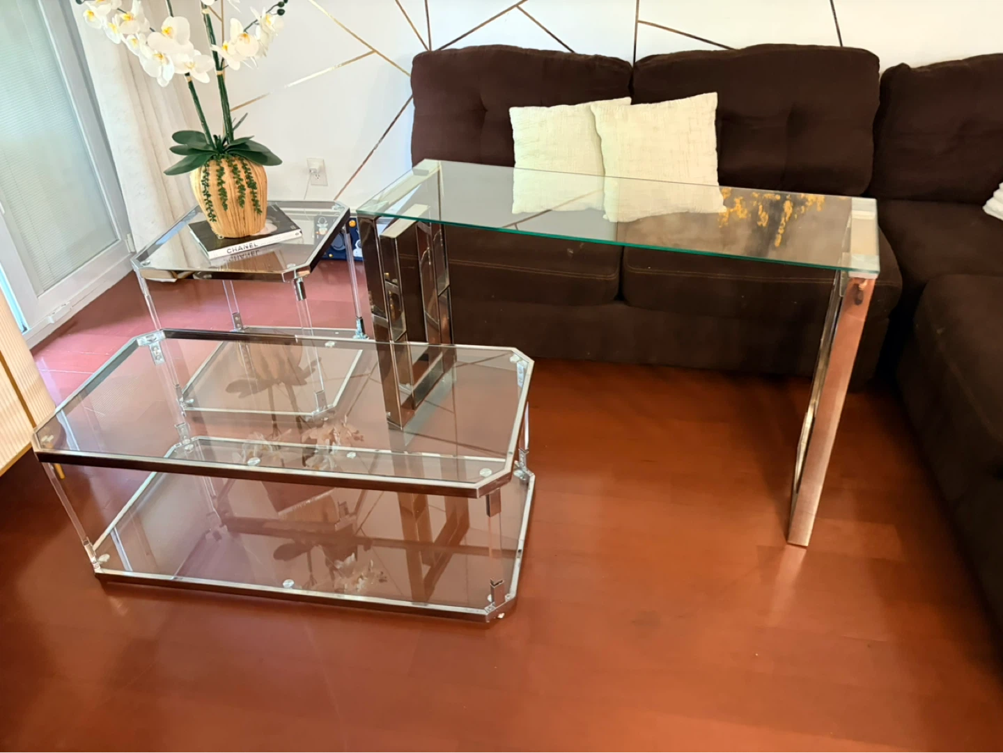 Clear Acrylic and Chrome Coffee Table - photo 3