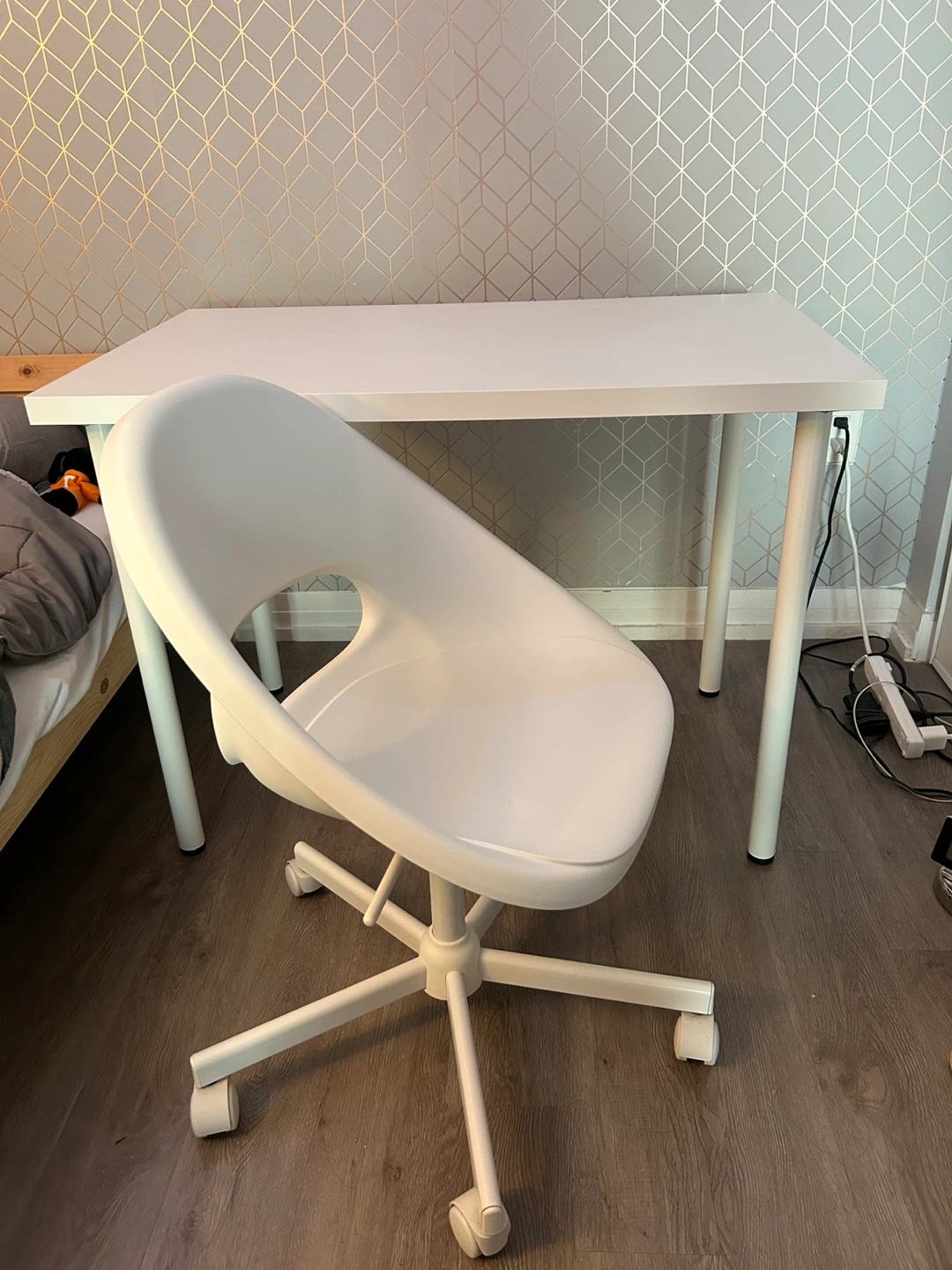 Table and swivel chair