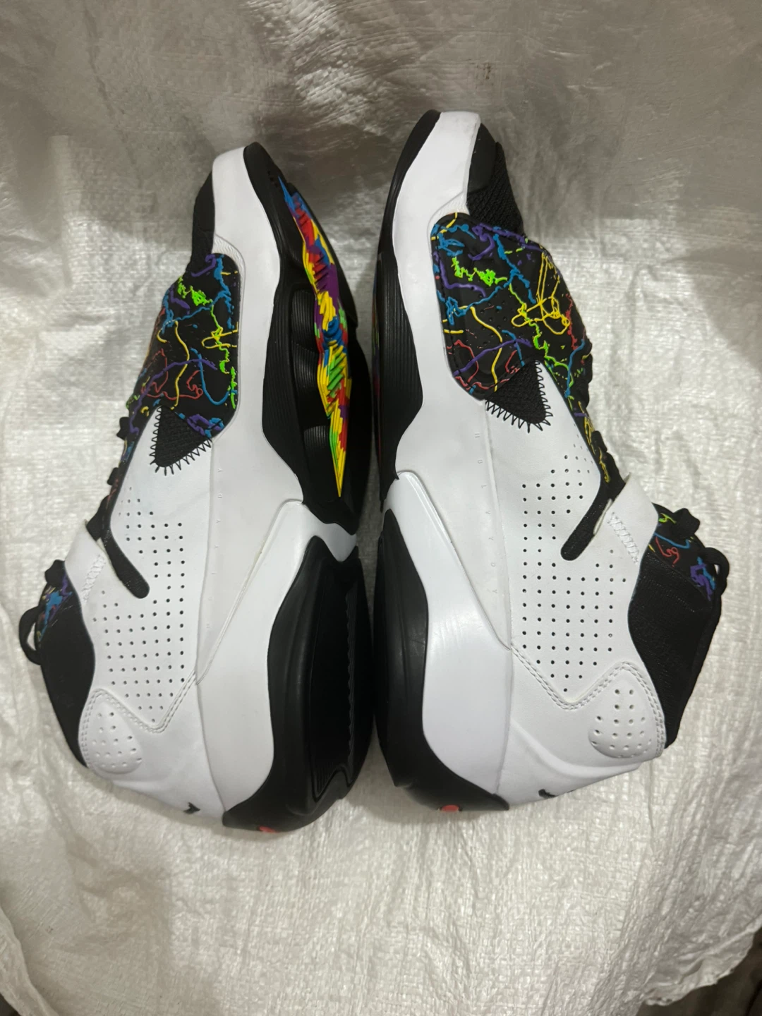 Air Jordan Zion 2 - photo 4