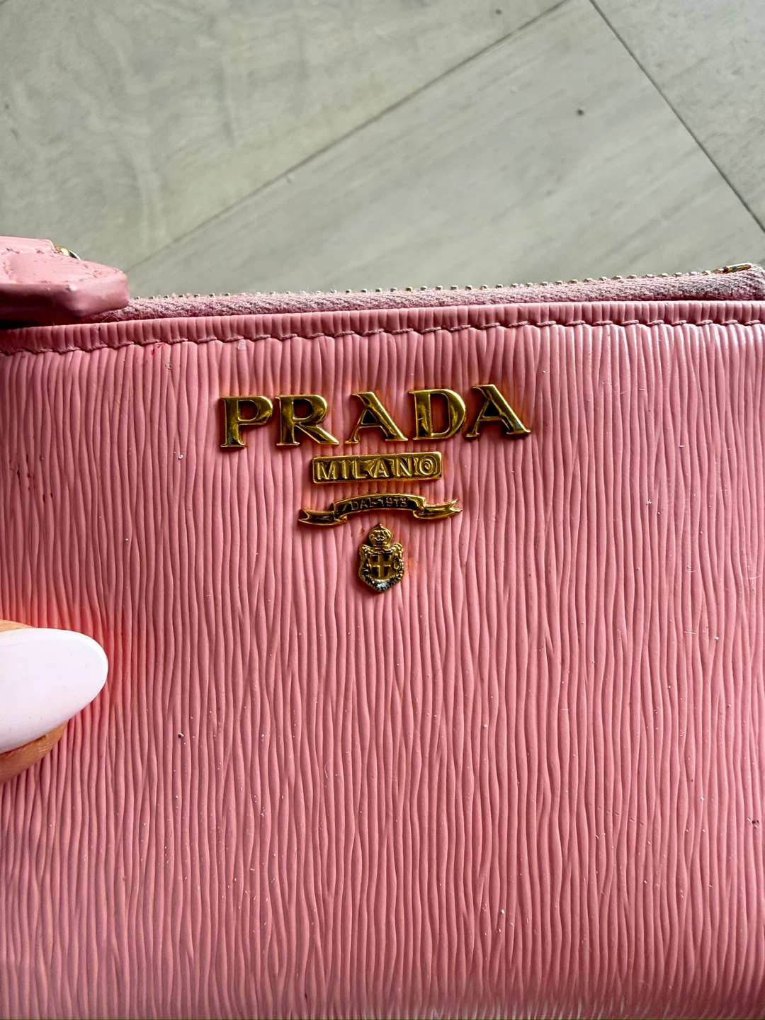 Pink Prada Wallet - photo 4