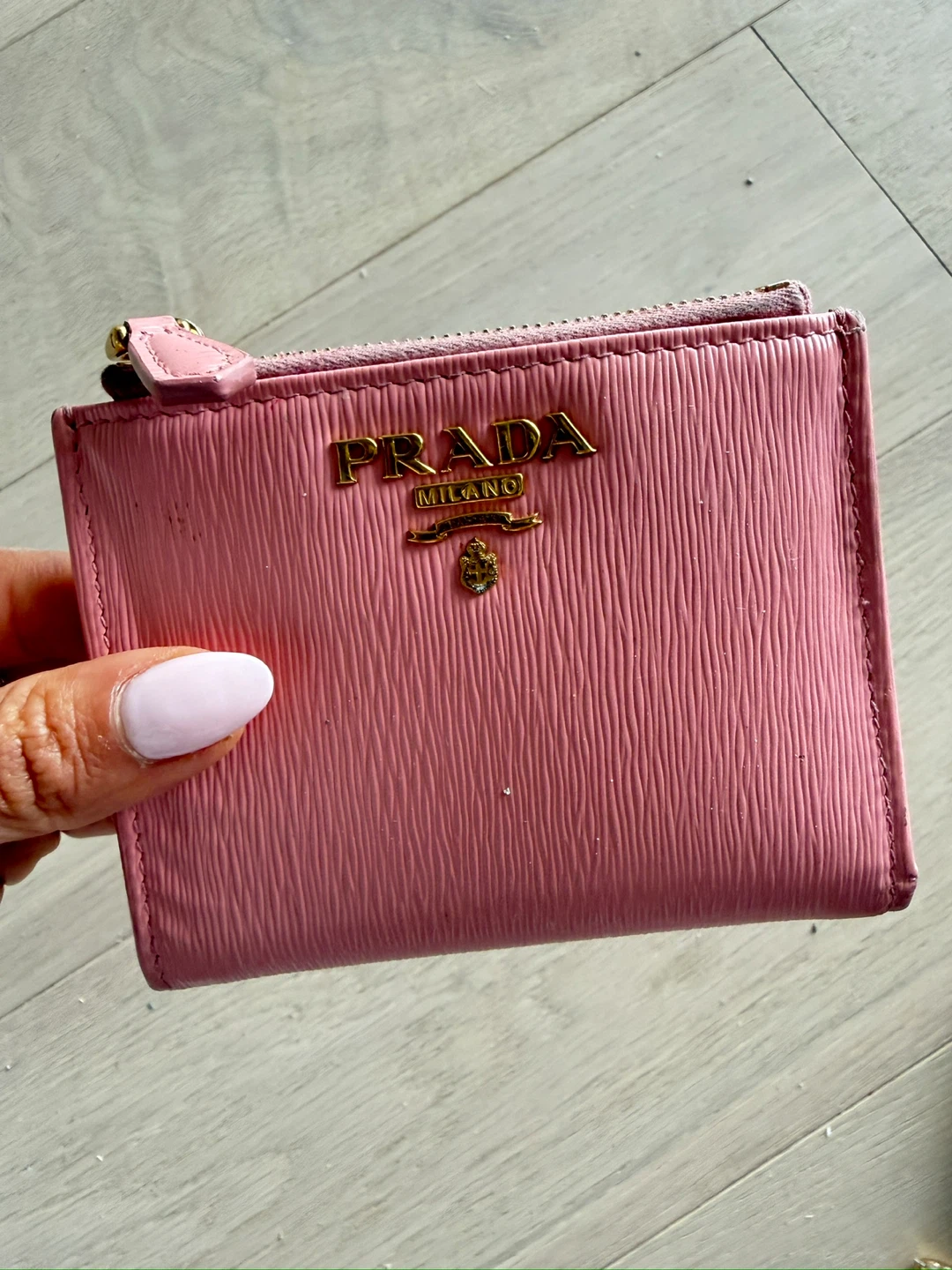 Pink Prada Wallet - photo 3