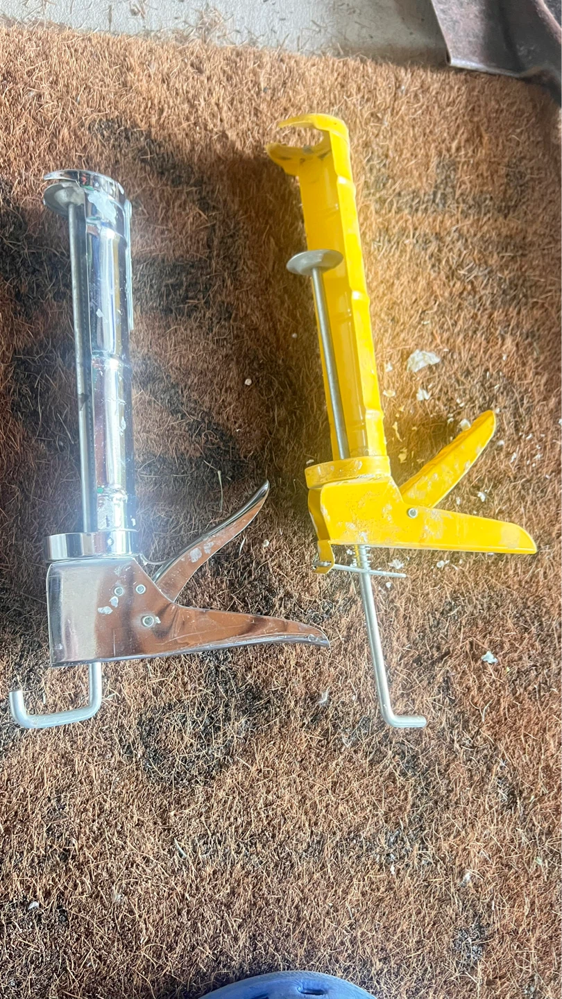 2 Caulking Guns - photo 2