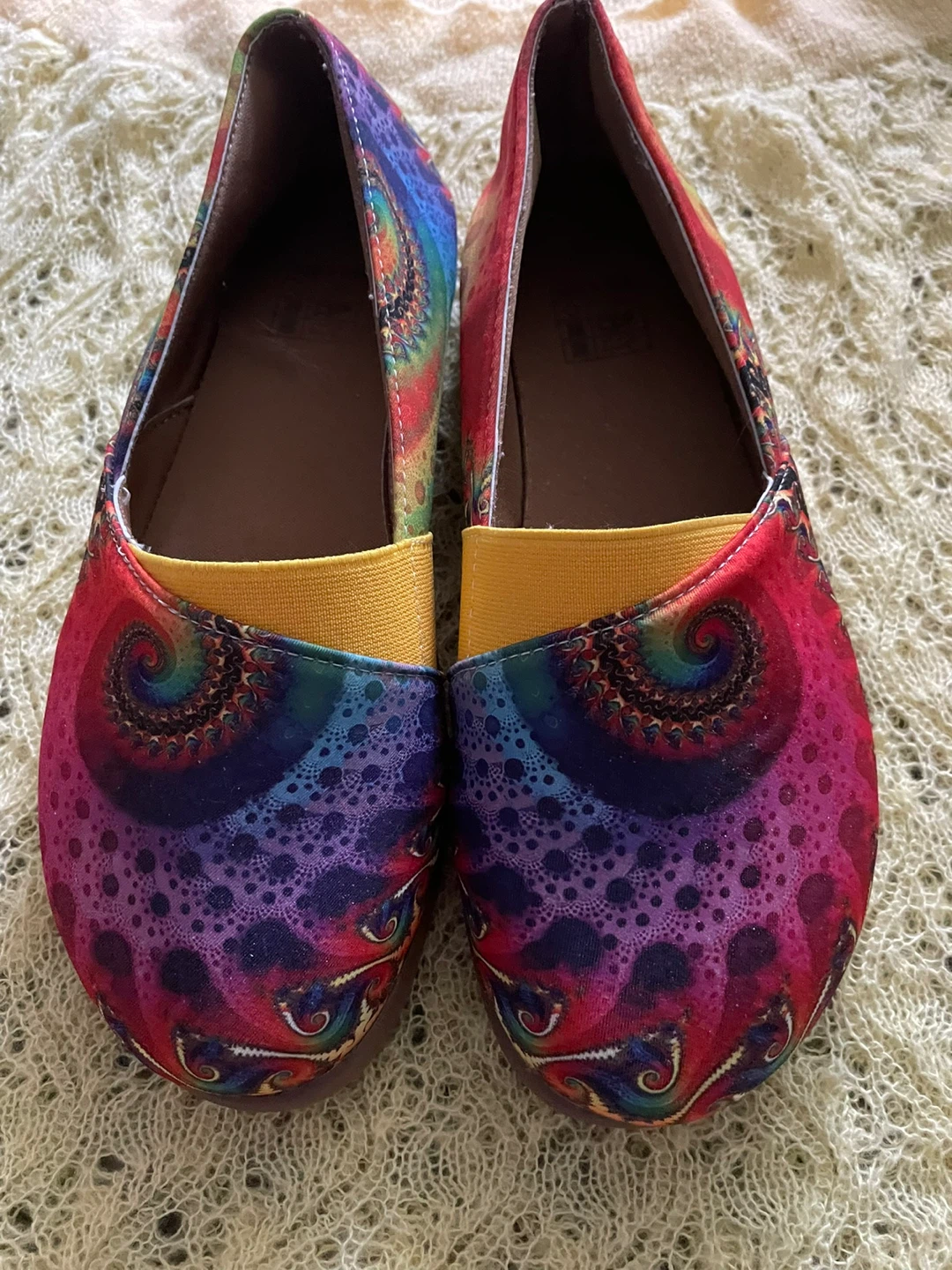 ⚽️Women's Colorful Print Ballet Flats Size 41 - photo 2