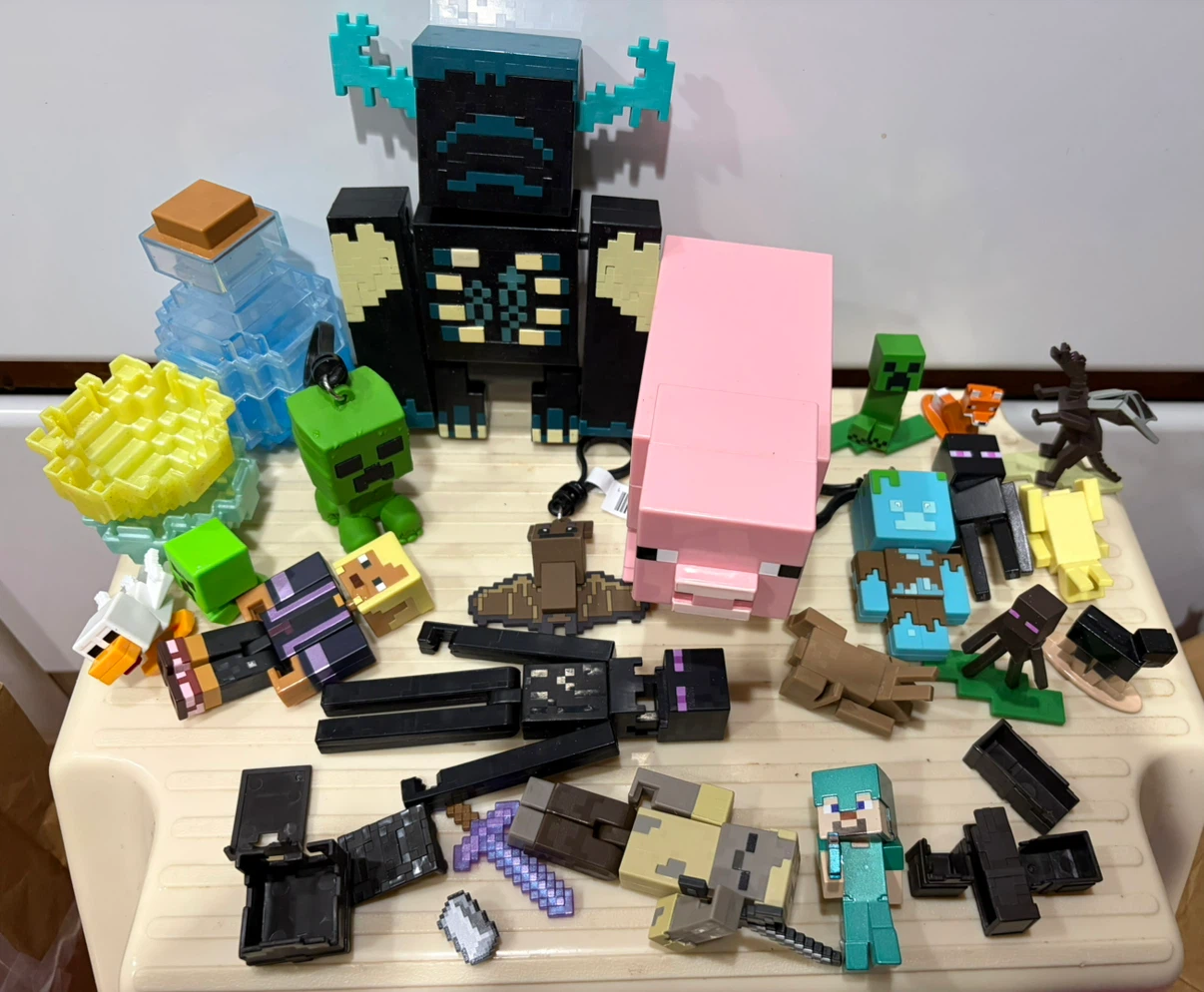 Minecraft Action Figures and Playset Bundle - photo 2