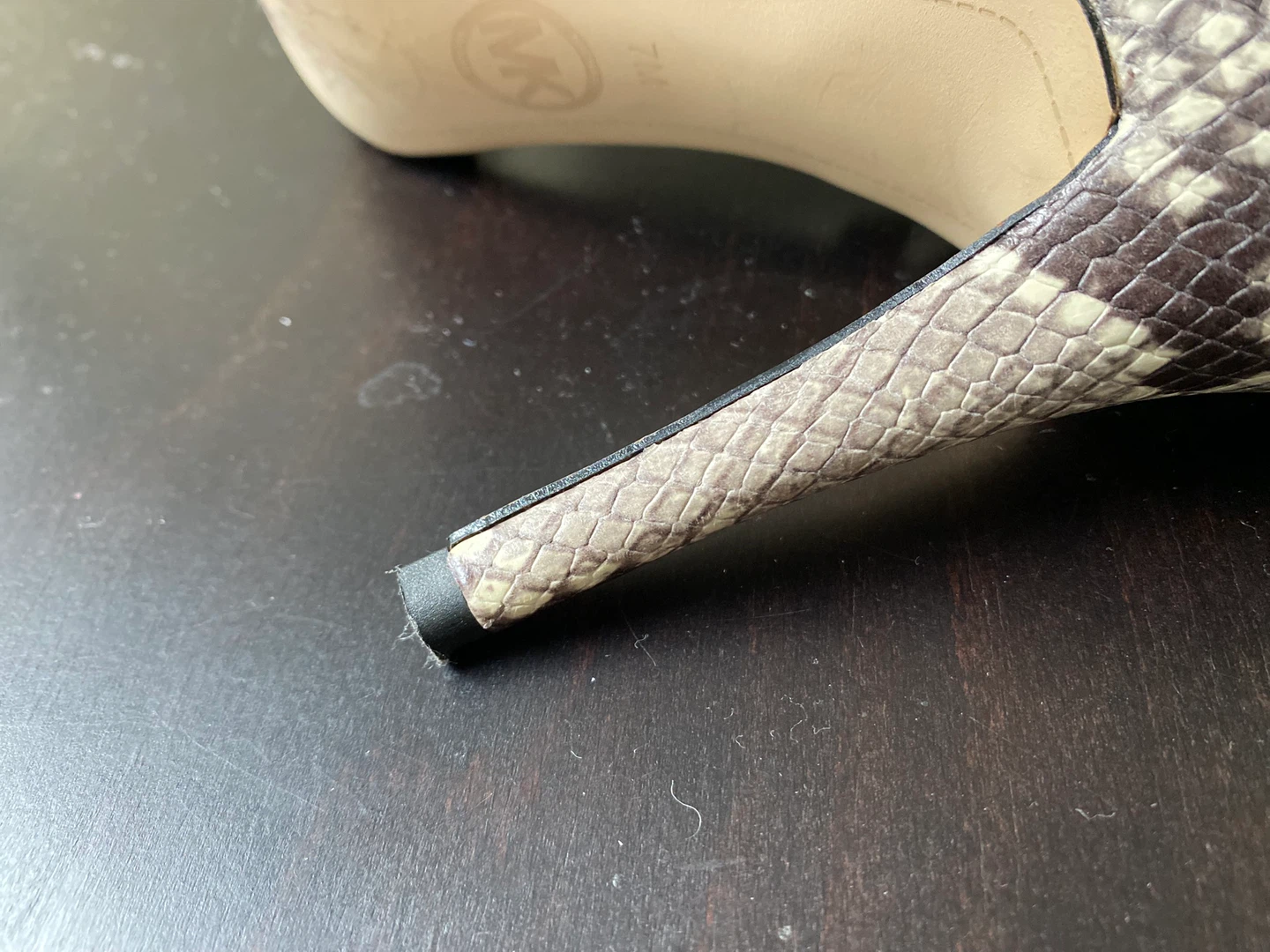 Michael Kors Black Leather Snake design Heel Pumps - photo 3