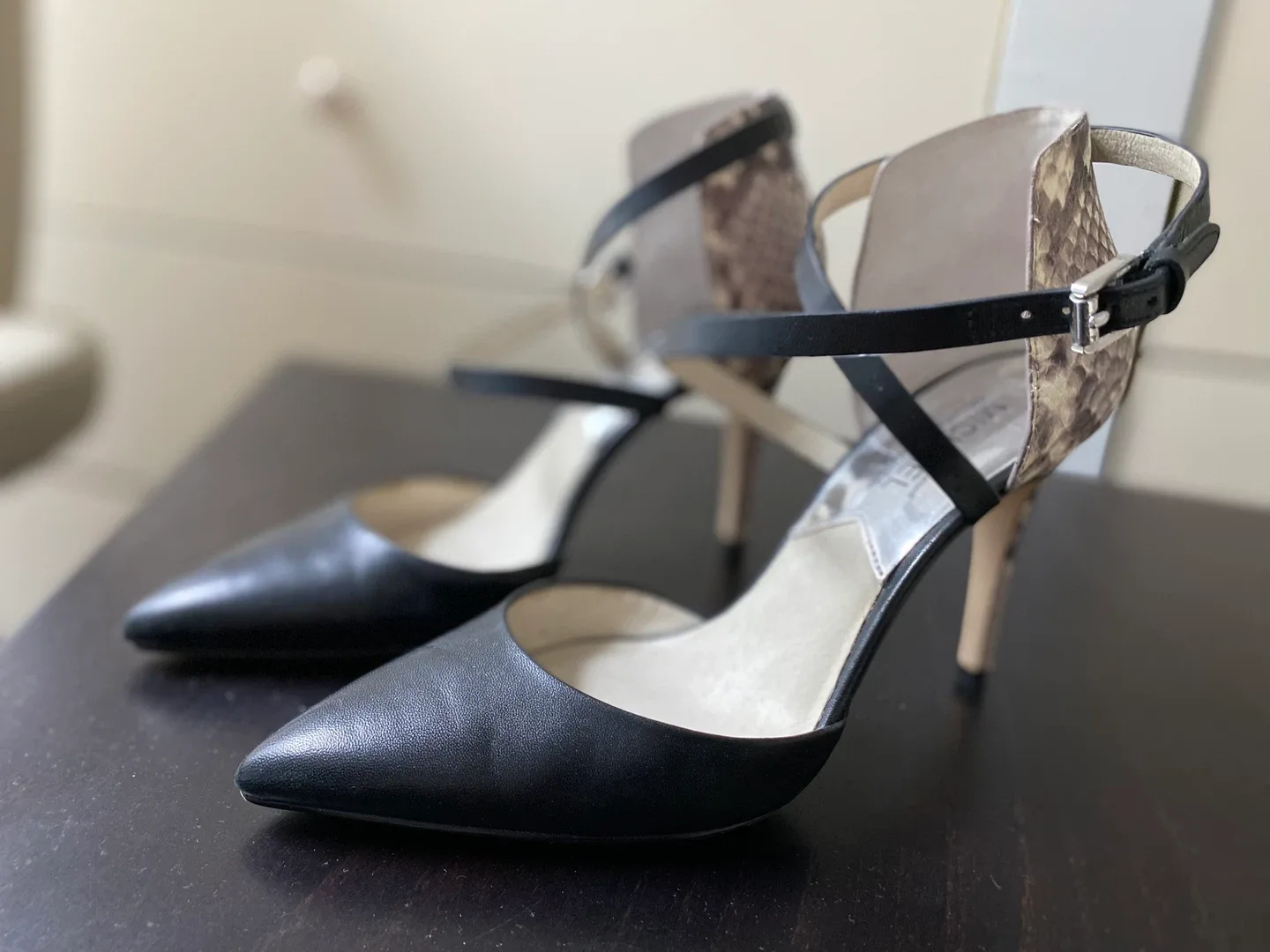 Michael Kors Black Leather Snake design Heel Pumps - photo 4