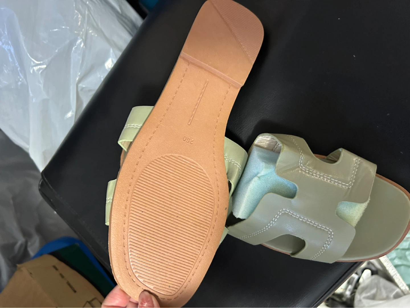Light Green Slide Sandals - Size 260 - photo 3