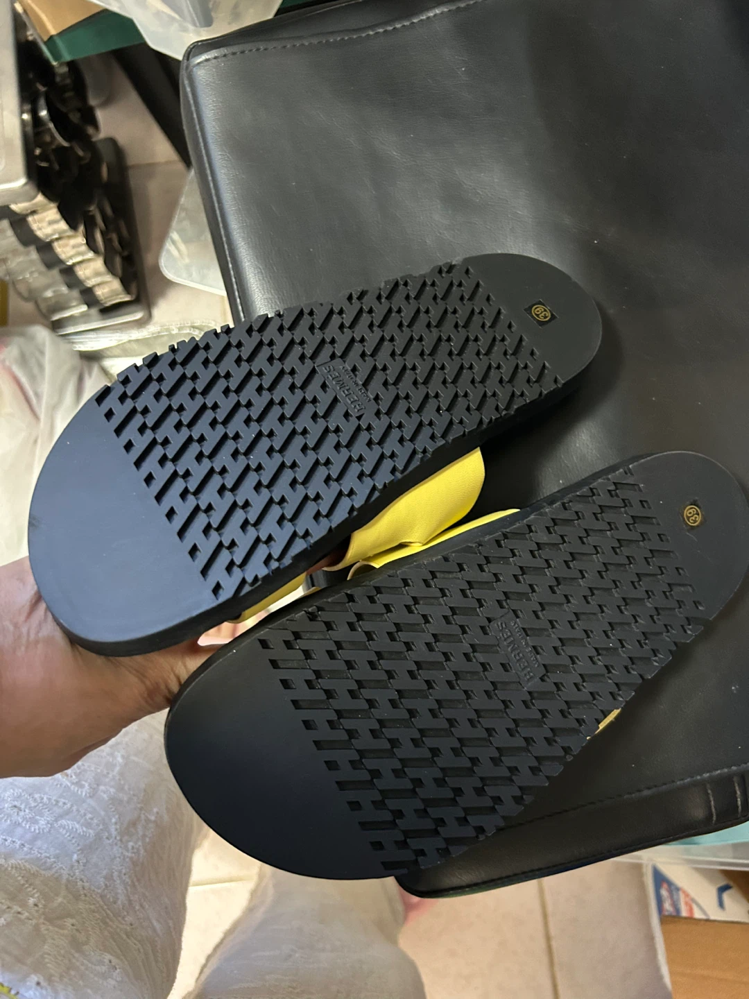 Hermes Yellow H Sandals Size 39 - photo 4