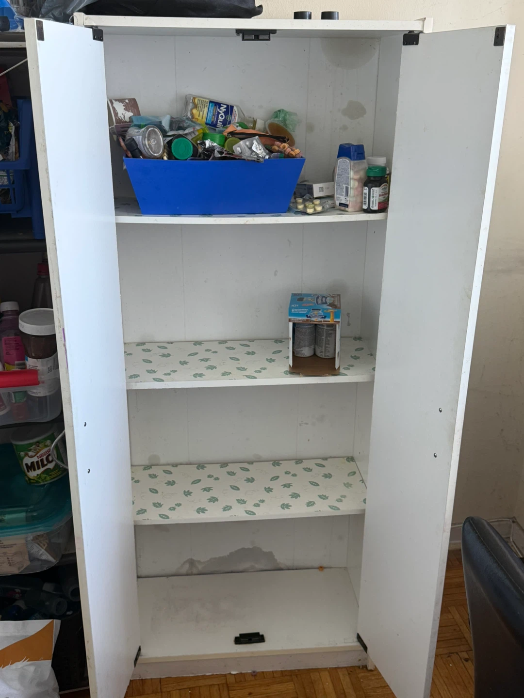 White Storage Cabinet with Double Doors - photo 2