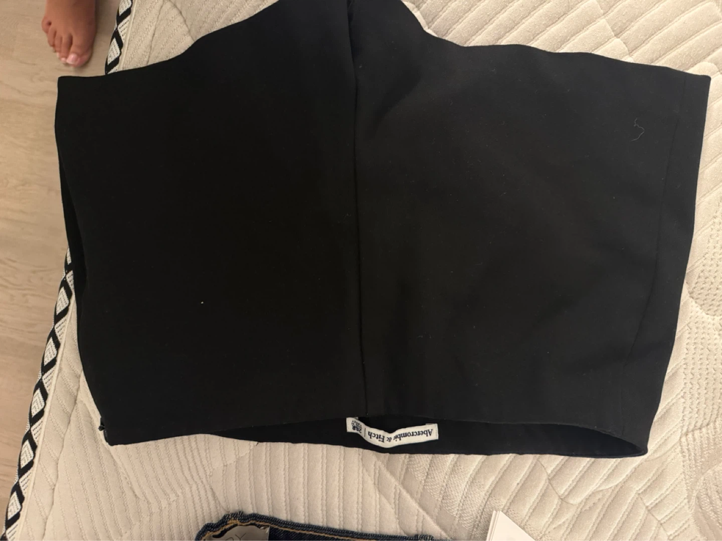 Abercrombie & Fitch Black mini shorts - photo 2
