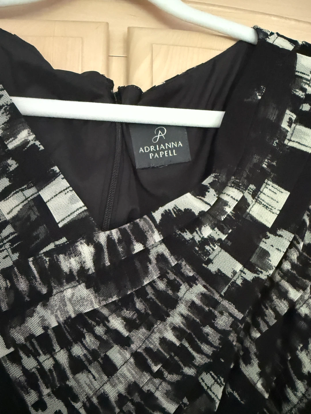 Adrianna Papell Black & White Sheath Dress - photo 3