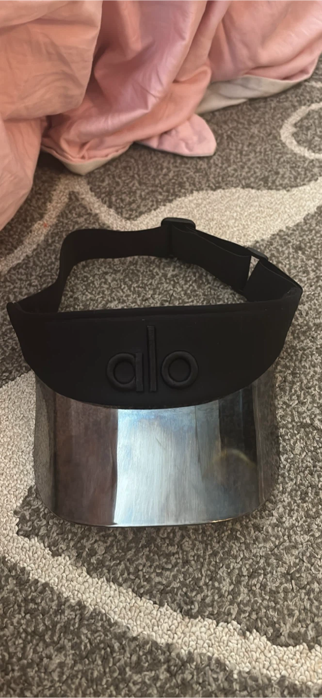 ALO Yoga Visor