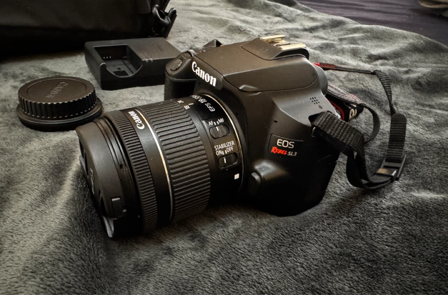 Canon EOS Rebel SL3 DSLR Camera - photo 2