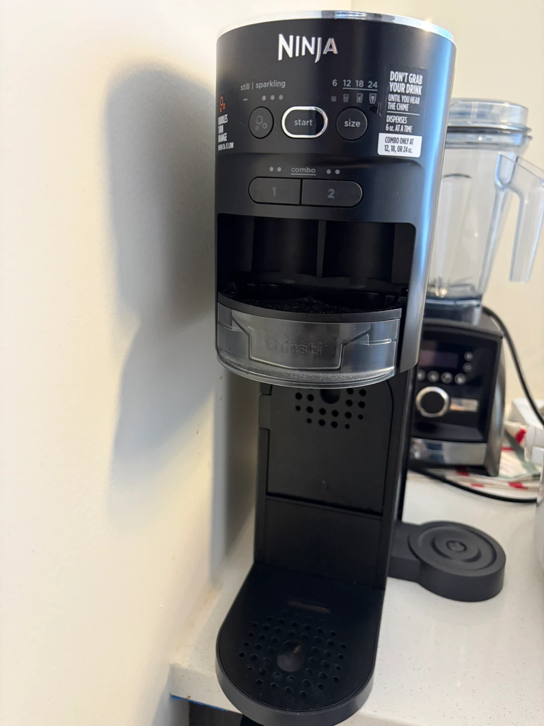 Ninja Thirsti Sparkling Water Maker