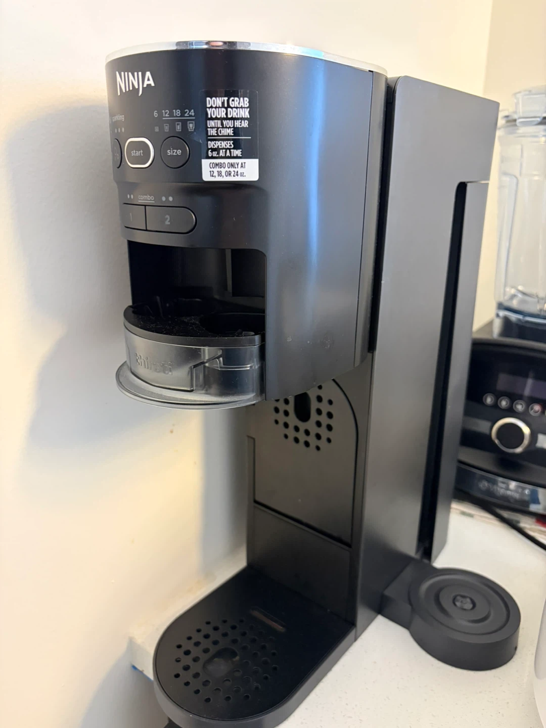 Ninja Thirsti Sparkling Water Maker - photo 2