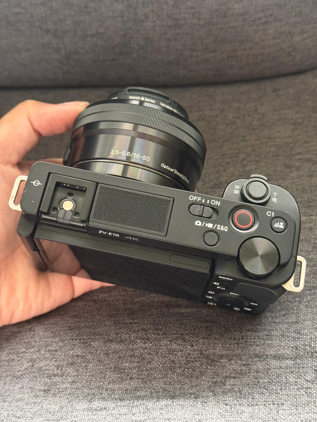 Sony ZV-E10 Mirrorless Camera - photo 5