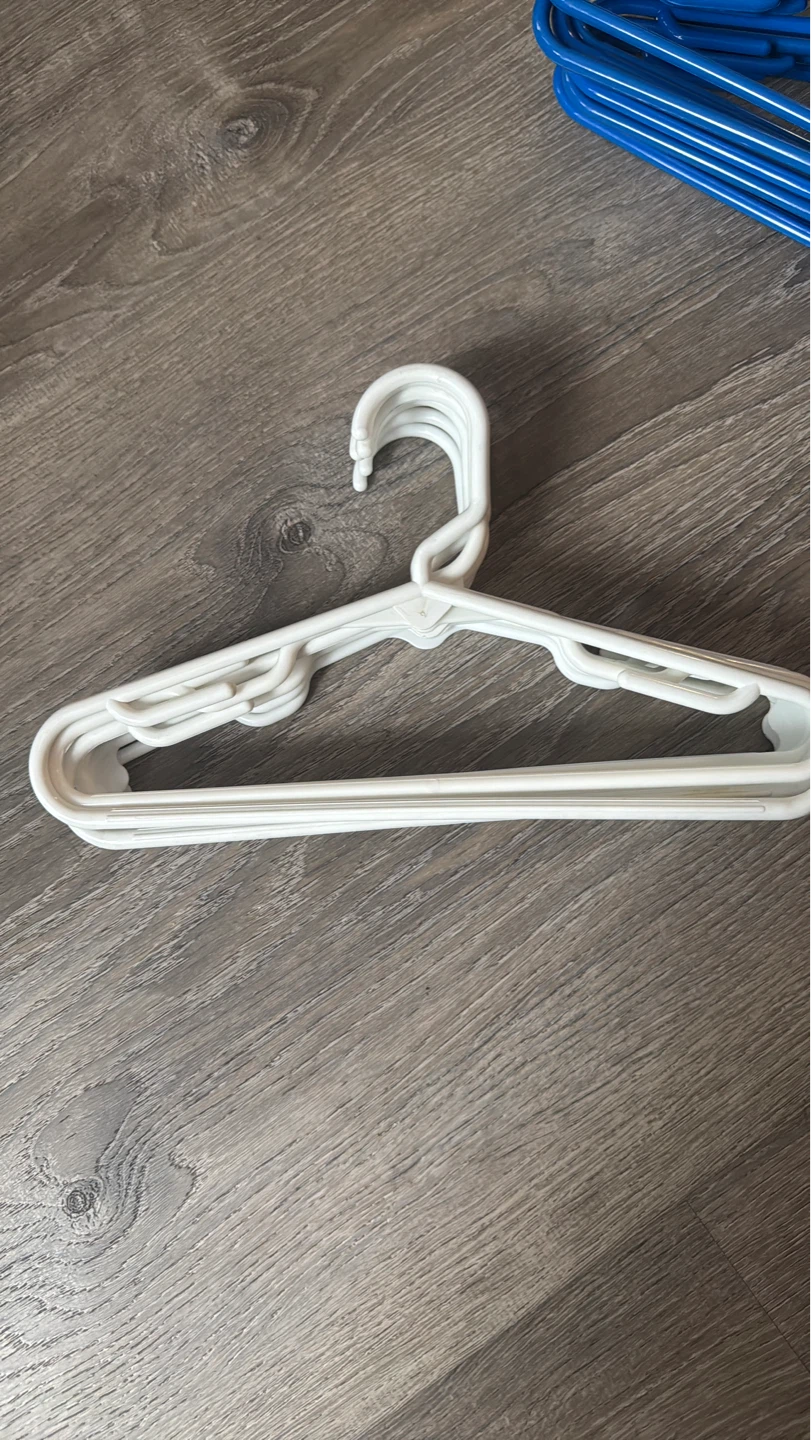 Set of 60 Plastic Clothes Hangers (Mixed Colors) - photo 5