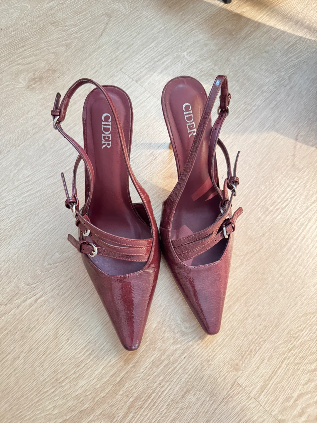 Cider Slingback Heels - Burgundy