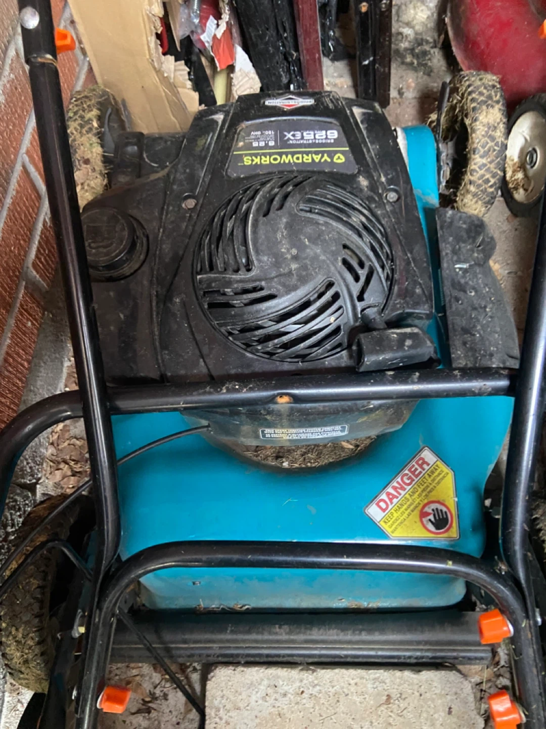 Yardworks 6.25 EX Push Mower broken - photo 2