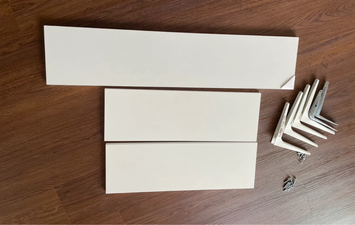Final week: Wall shelves white