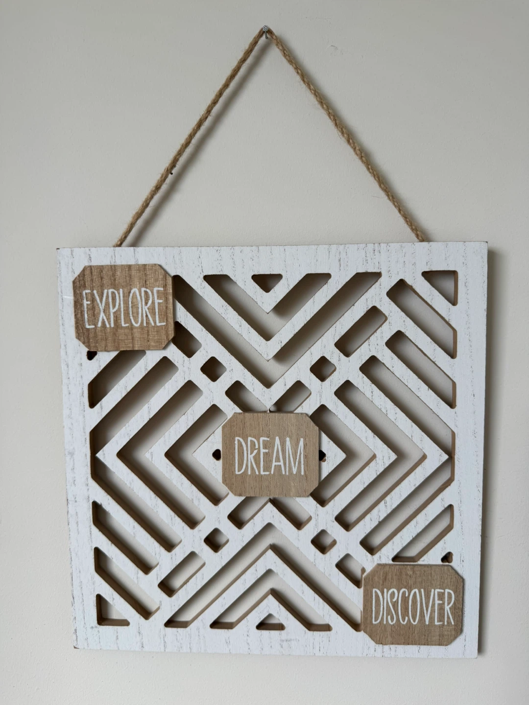 White Wood Wall Decor ⚽️