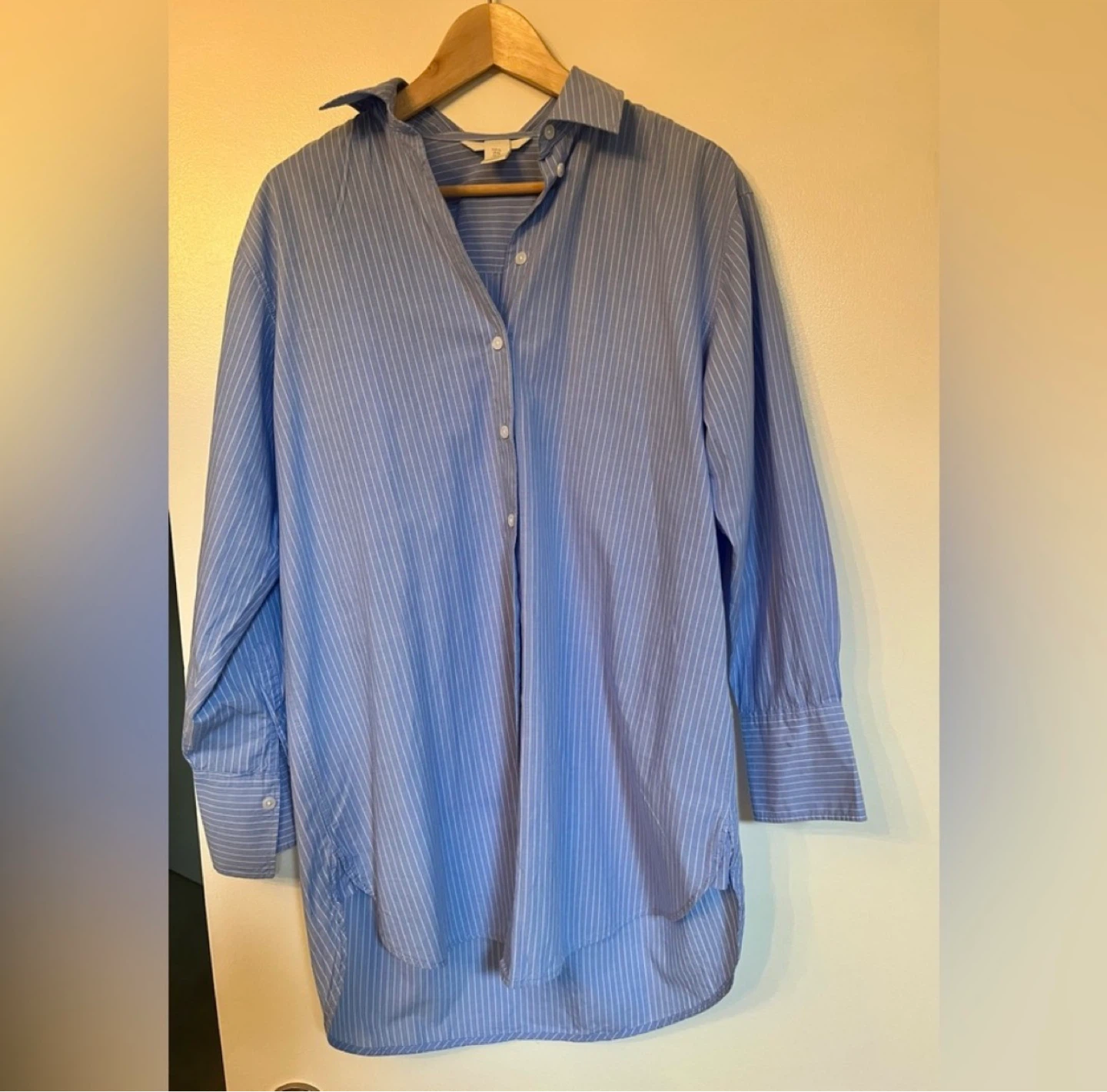 H&M Oversized Button-Down Shirt ⚽️ - photo 3