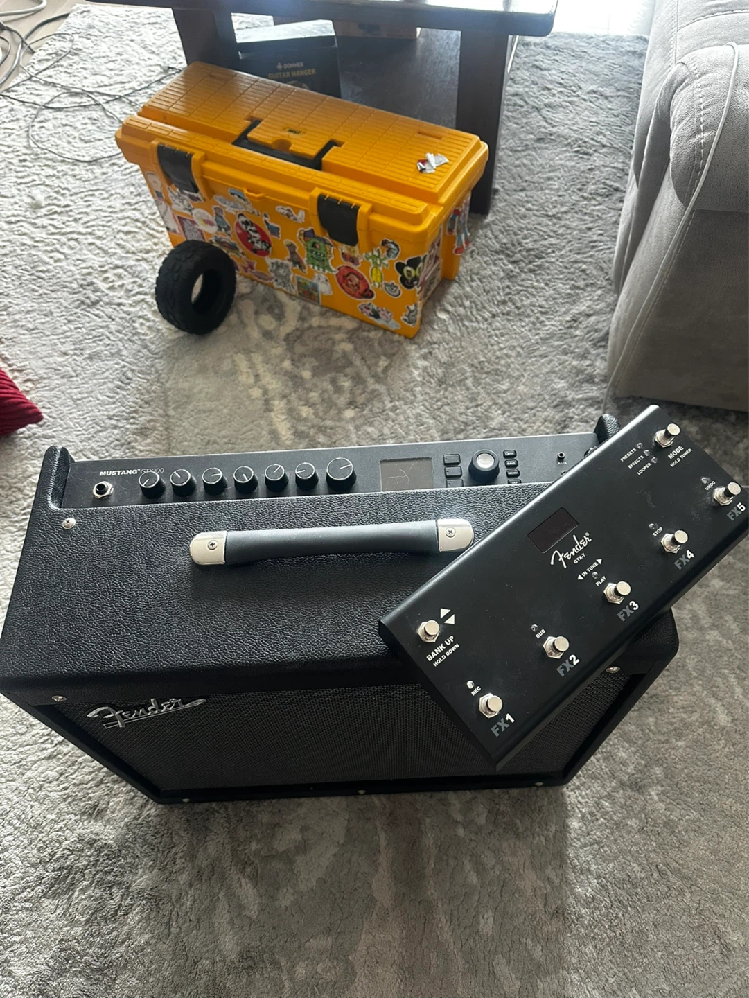 Fender Mustang GTX100 Guitar Amplifier Combo with Footswitch - photo 2