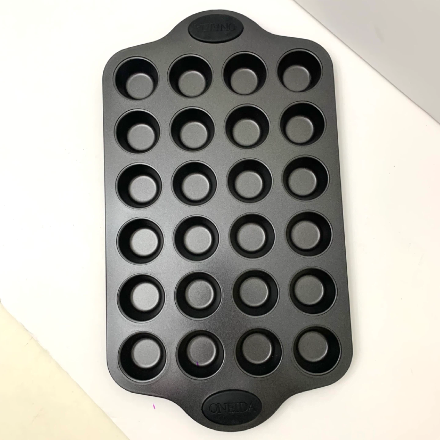 Mini Muffin Pan Cupcake Pan Baking Tray Oneida 24 Cup Kitchen