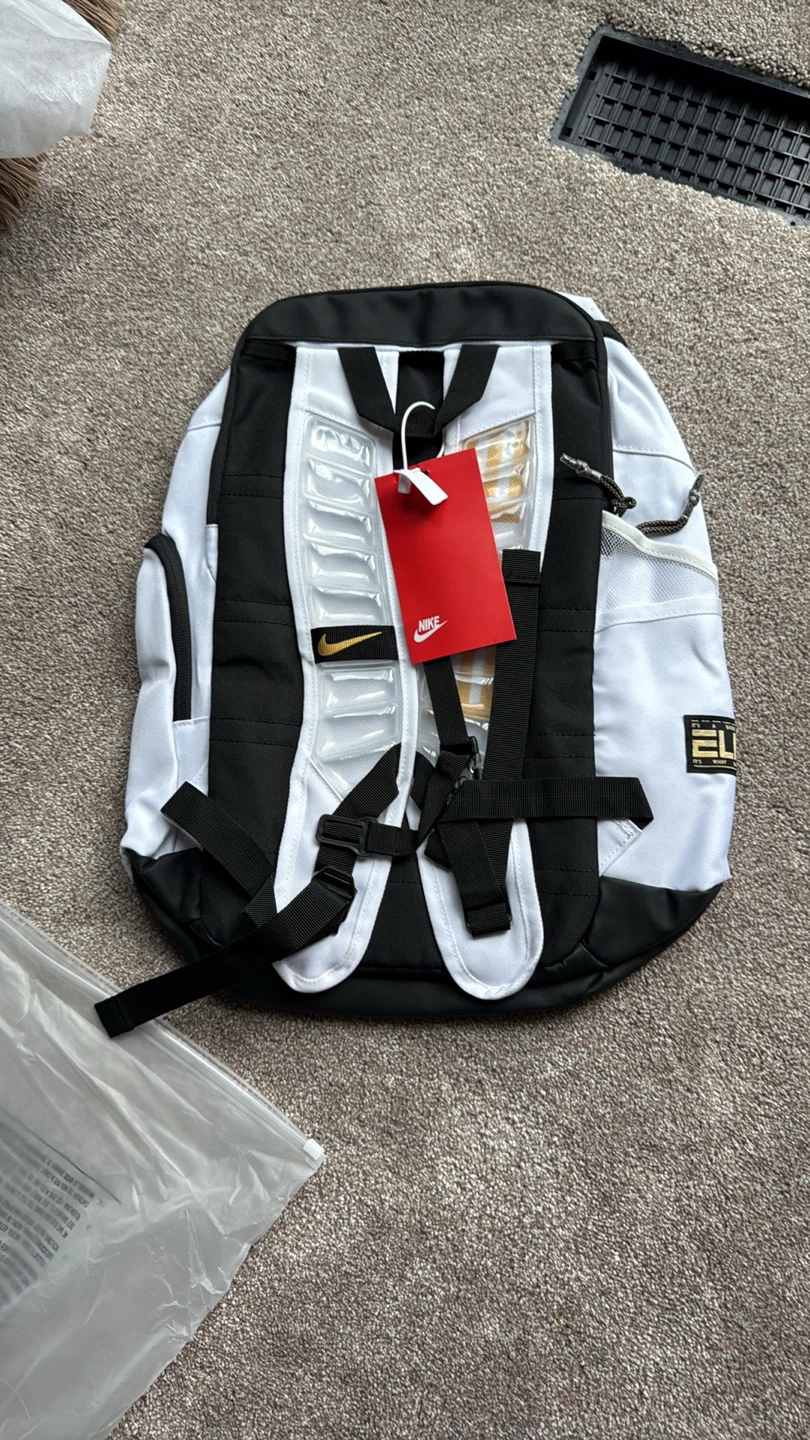 Nike Elite Backpacks - photo 2