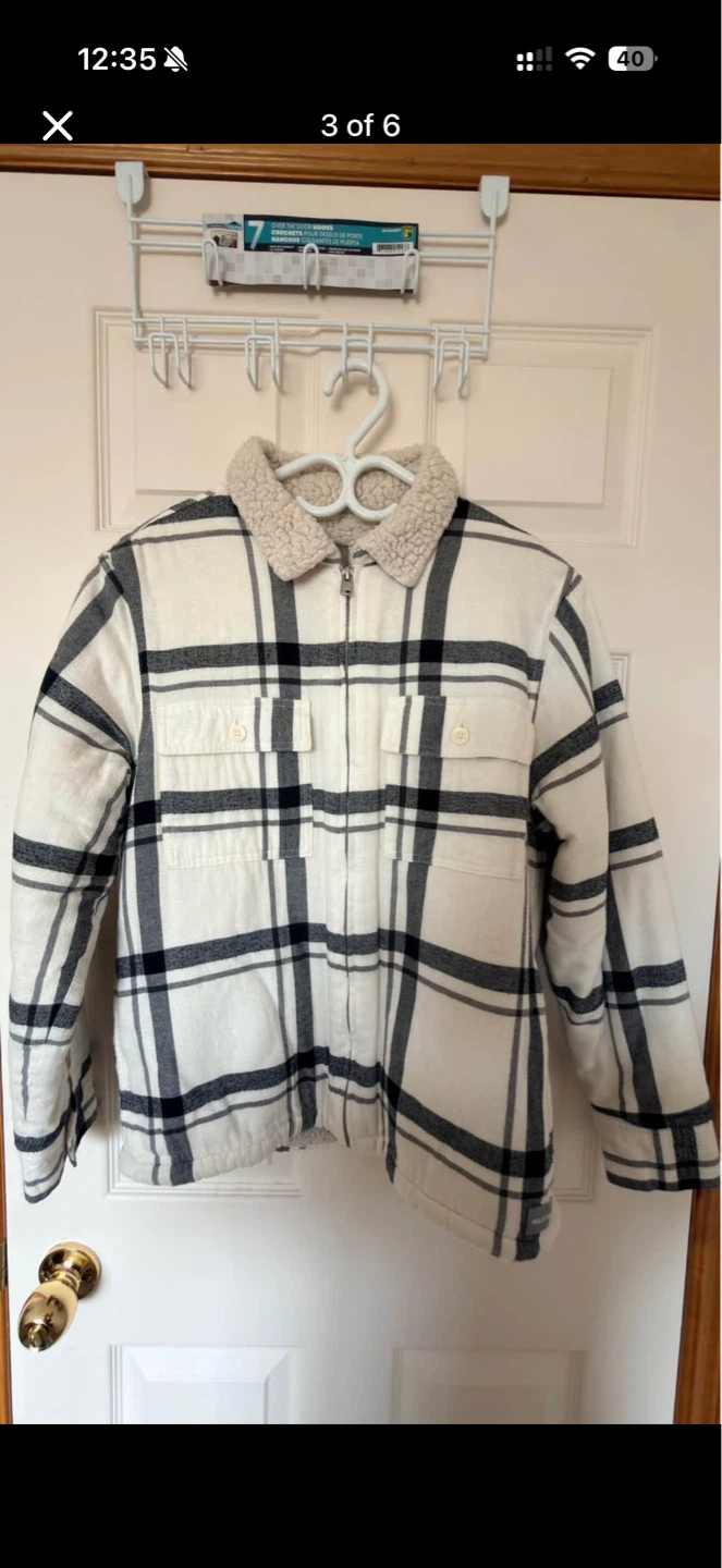 Pack of 3 overcoats and 1 padded winter jacket - photo 3