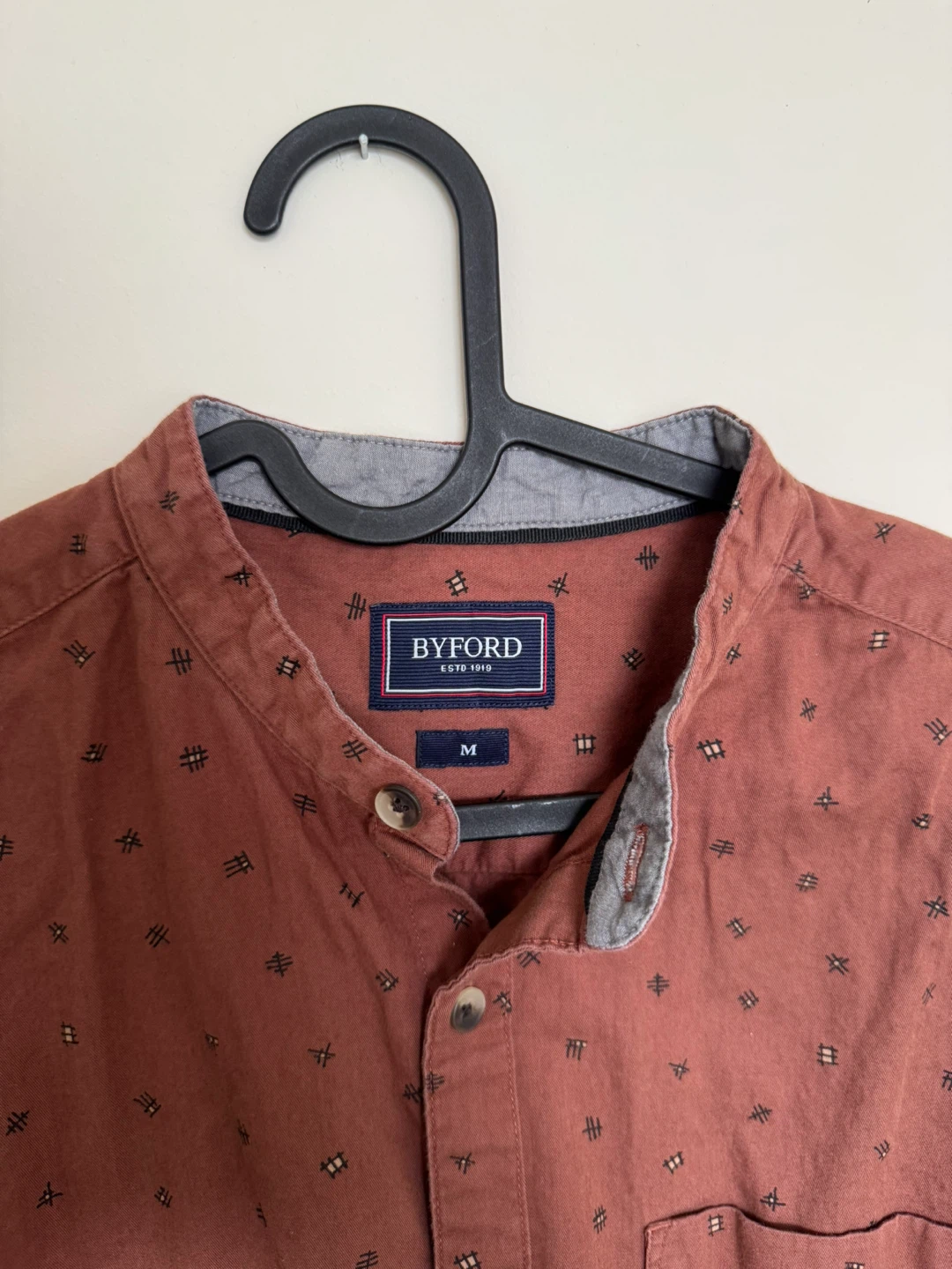 Men's Band Collar Shirt Size M ⚽️ - photo 2