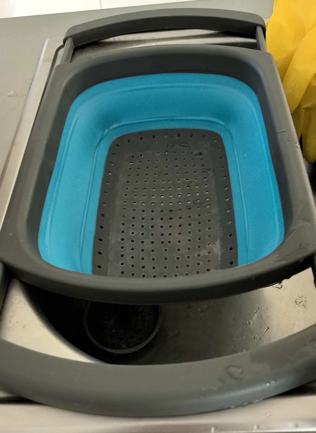 Collapsible Colander Strainer with Extendable Handles