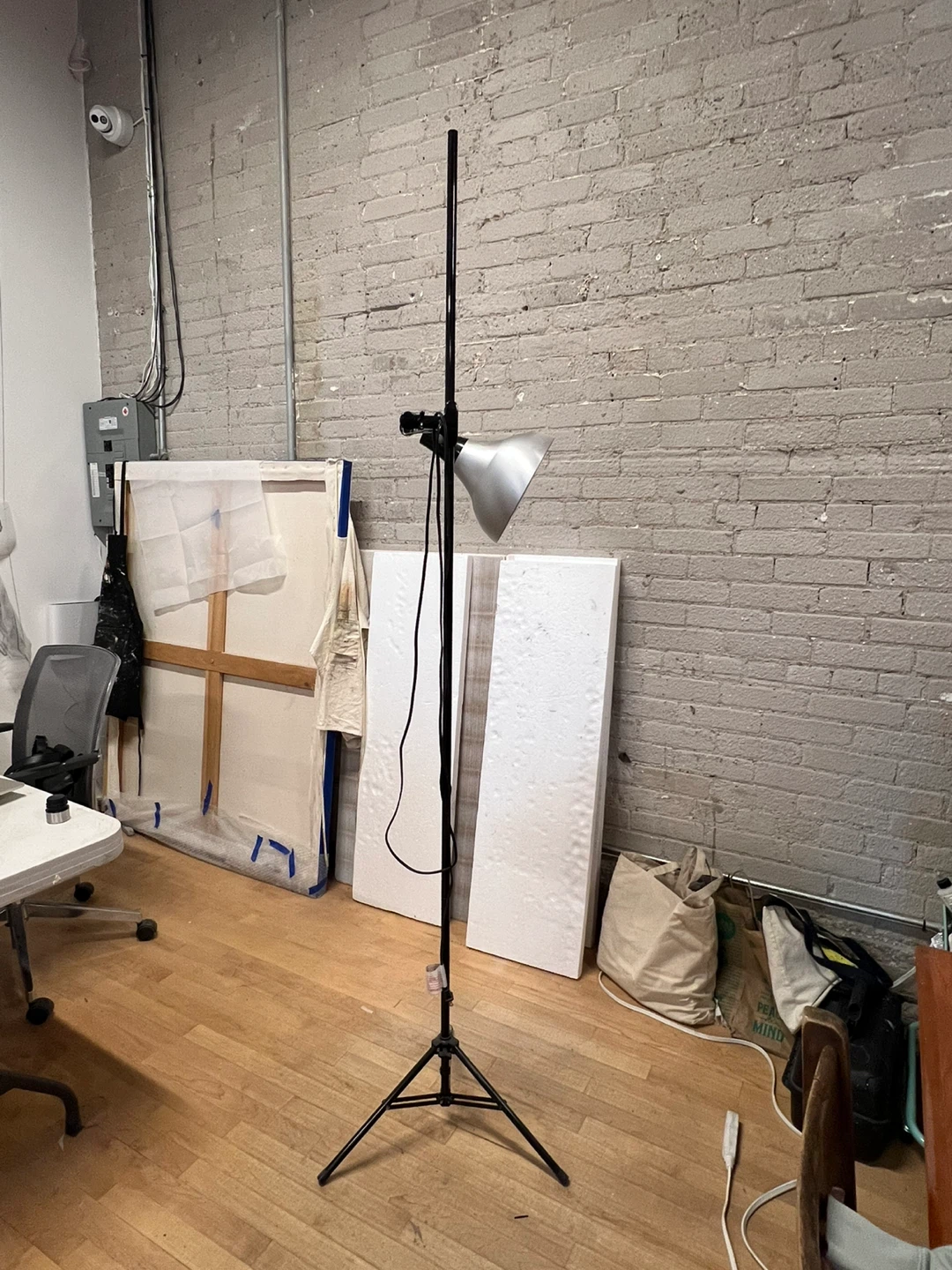 Artist studio lamp