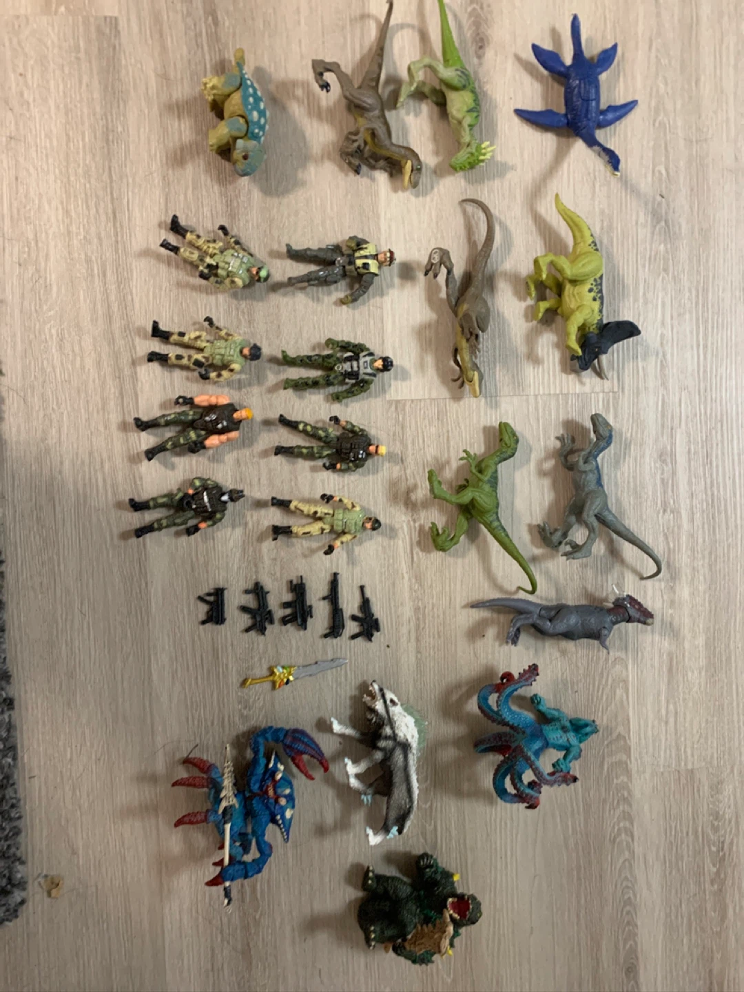 Jurassic World Dinosaur Toy Lot READ DESCRIPTION - photo 4