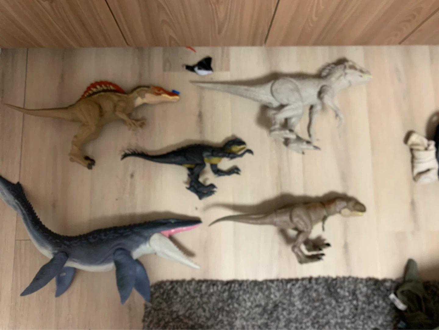 Jurassic World Dinosaur Toy Lot READ DESCRIPTION - photo 2
