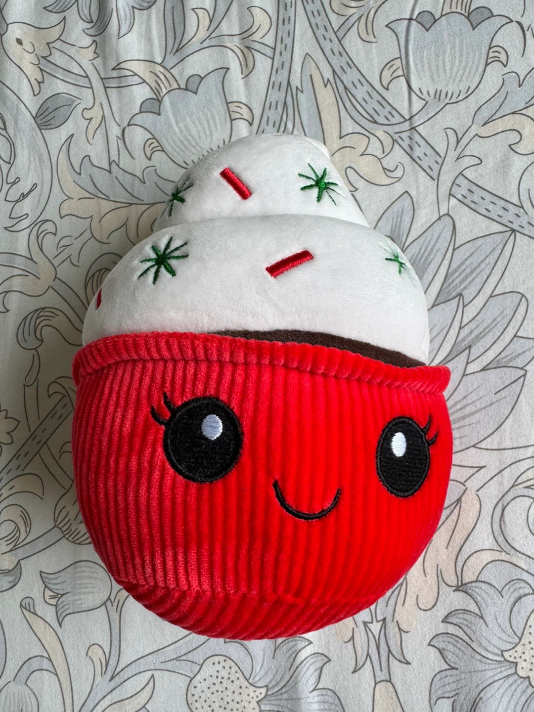Plush Cupcake Toy ⚽️