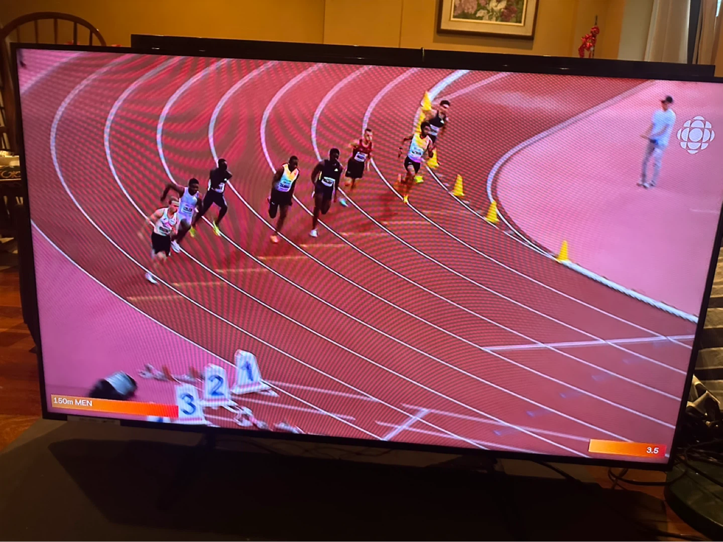 Hisense 32" LED LCD Smart TV. Model-32A4GV.