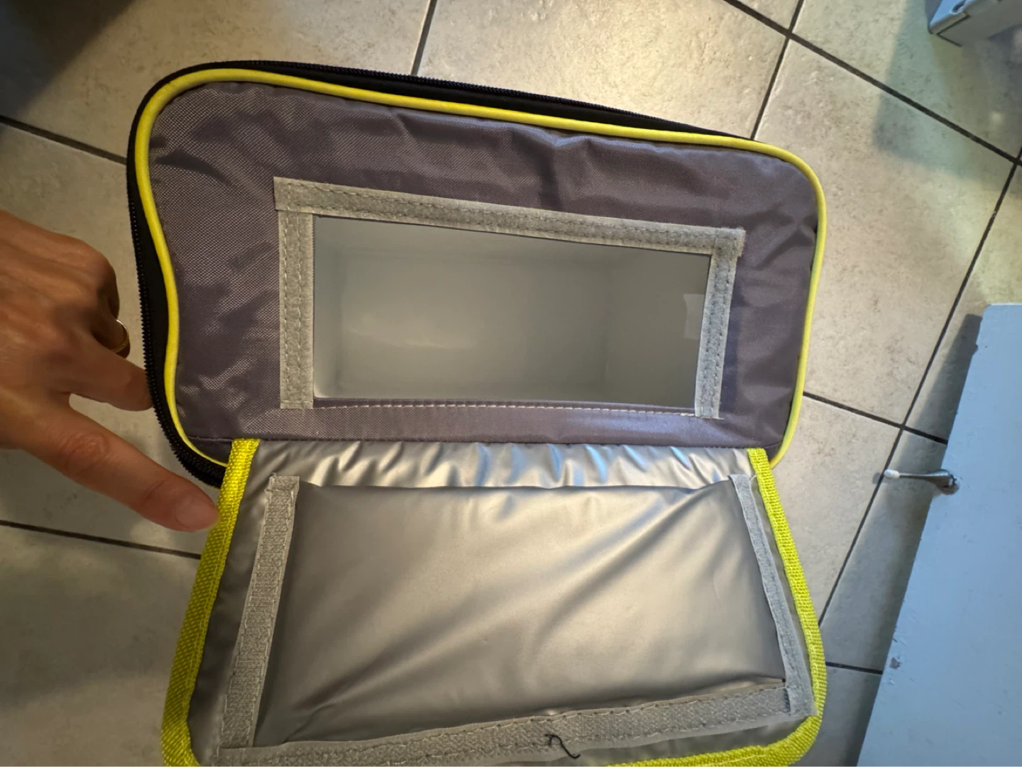 Outbound Insulated Lunch Bag fits 18 cans - photo 2