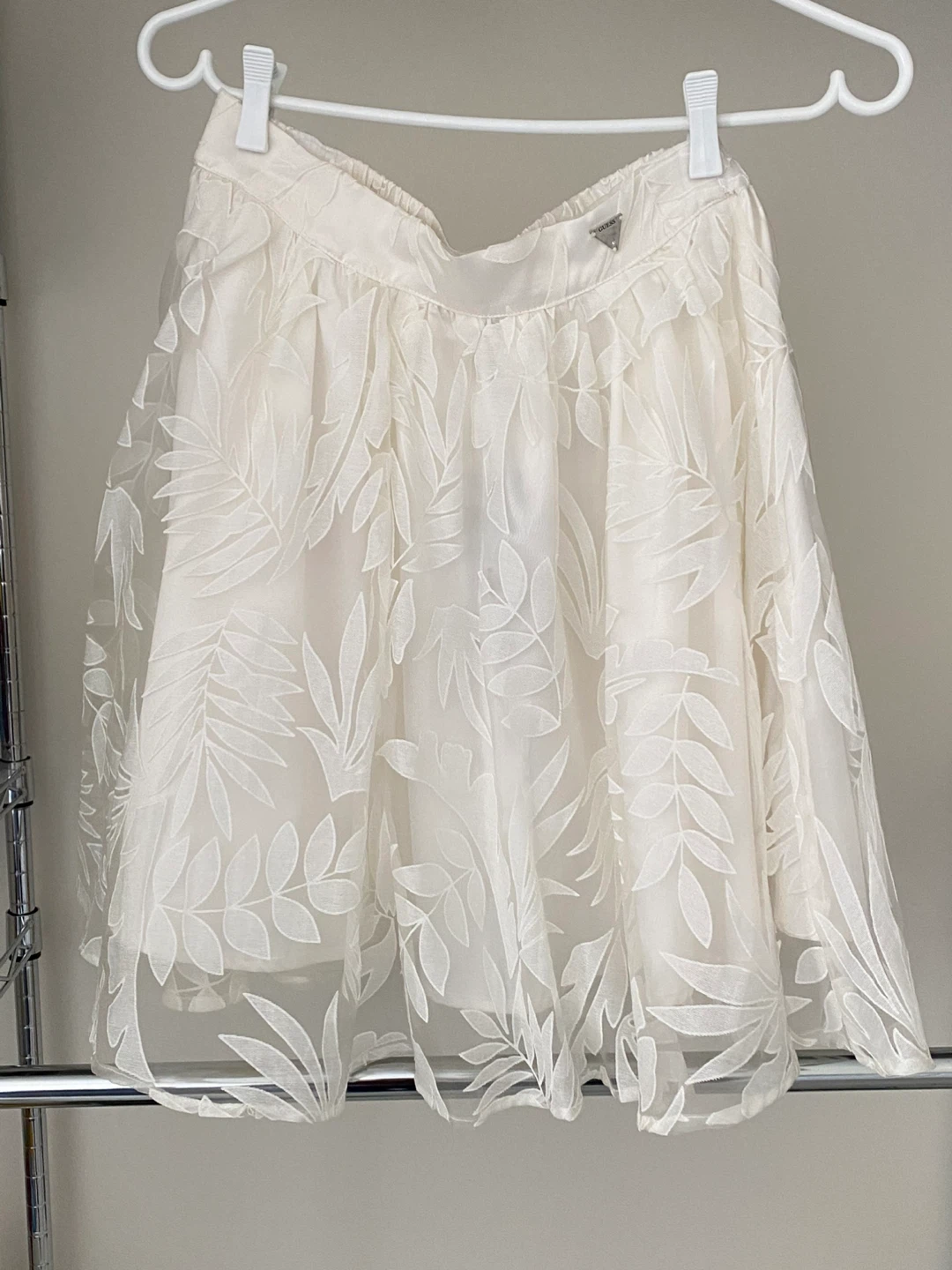 Guess White Lace Leaf Print  Skirt - photo 2