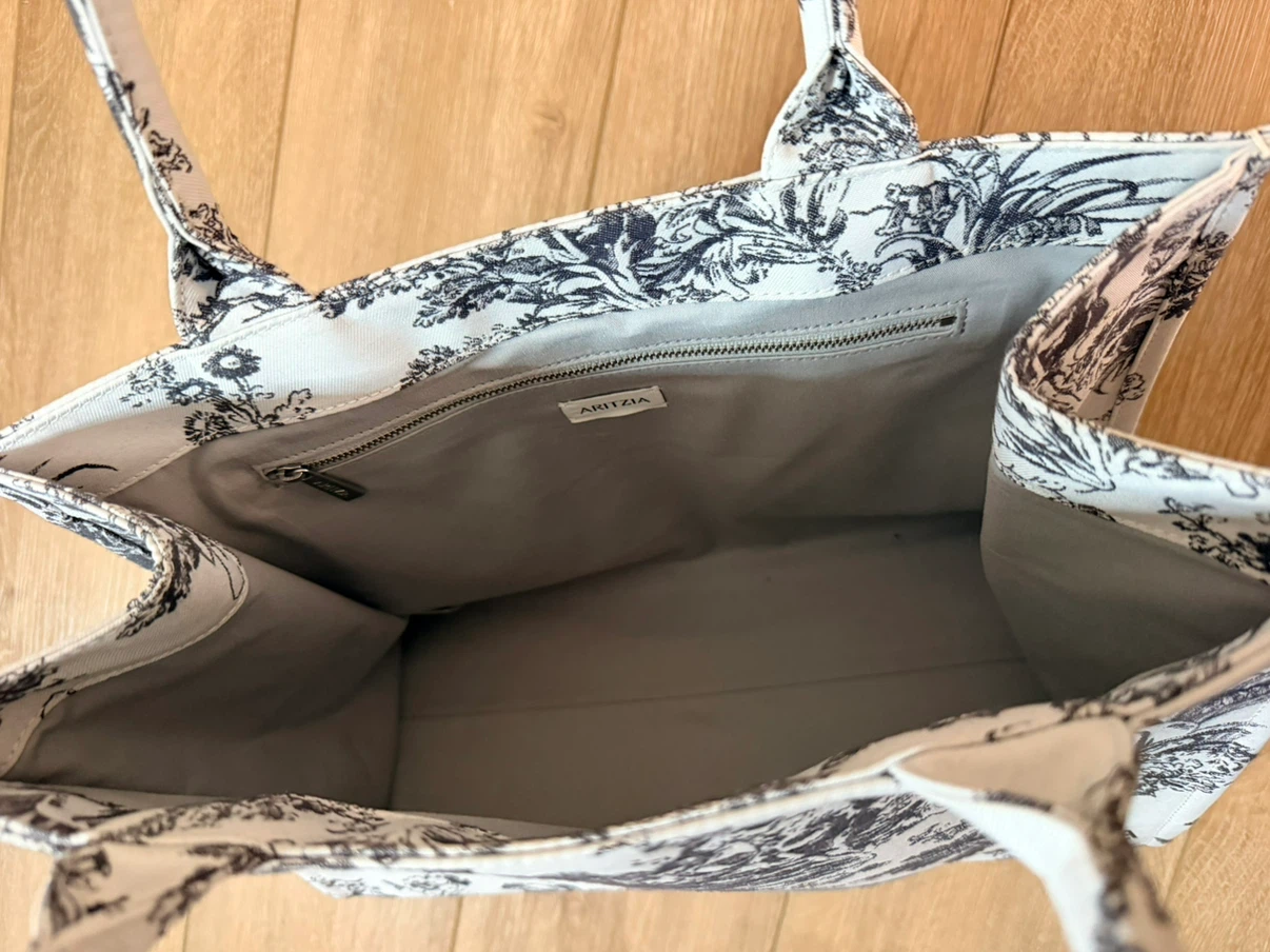Aritzia Tote Bag - photo 2