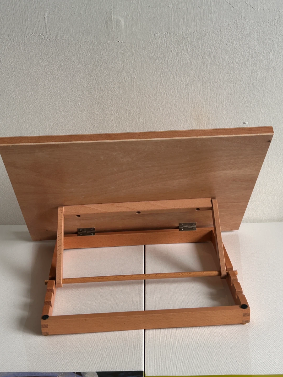 Wooden Tabletop Easel - photo 2