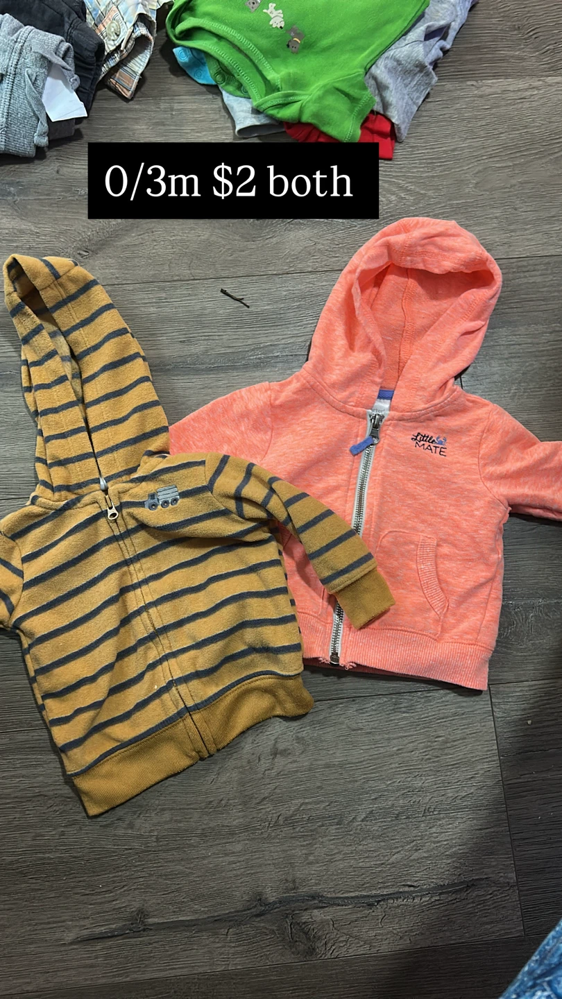0-3m Baby Clothes Bundle - photo 4