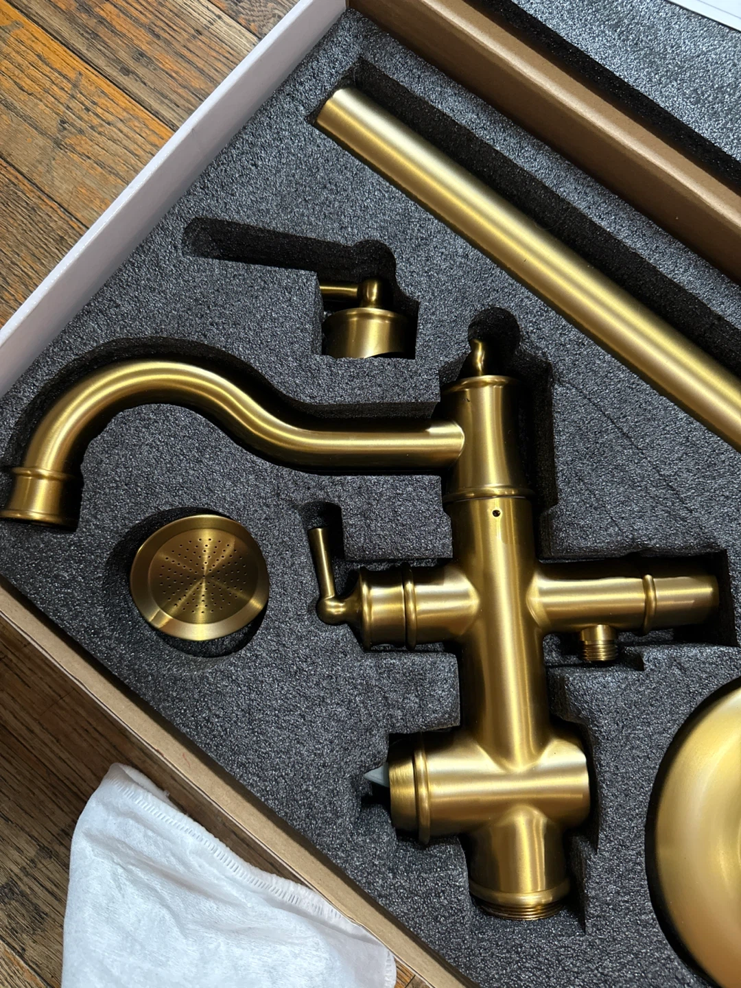 Qinkell Freestanding Tub Faucet - Brushed Gold - photo 2