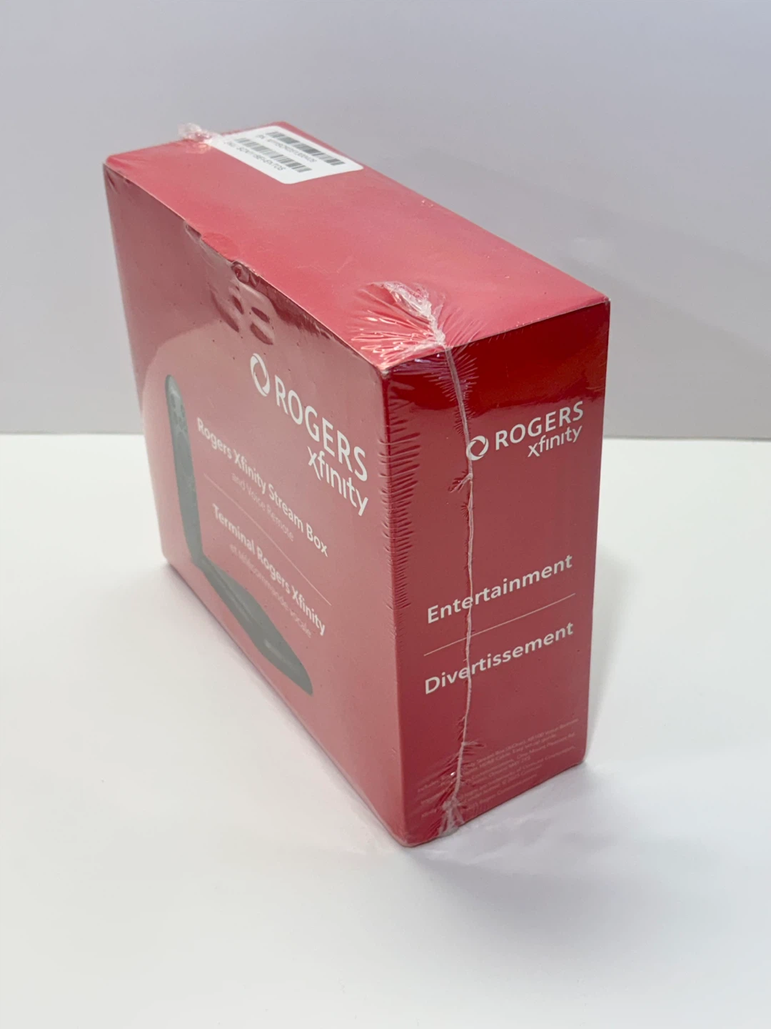 Rogers Xfinity Stream Box and Voice Remote - photo 2