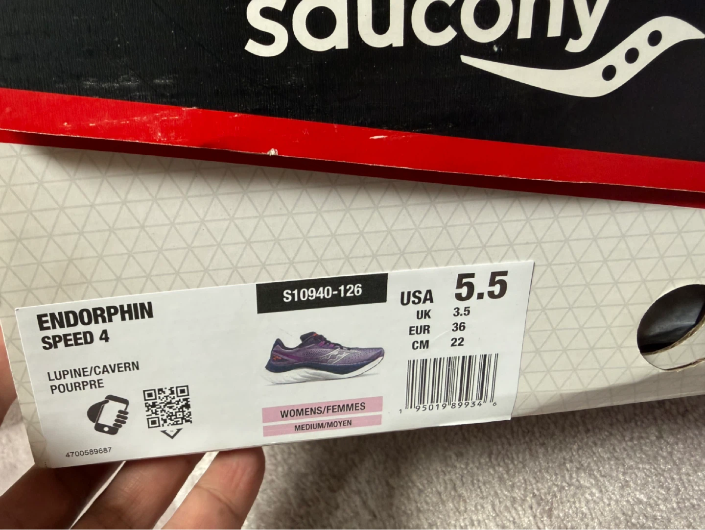 SAUCONEY RUNNING SHOES