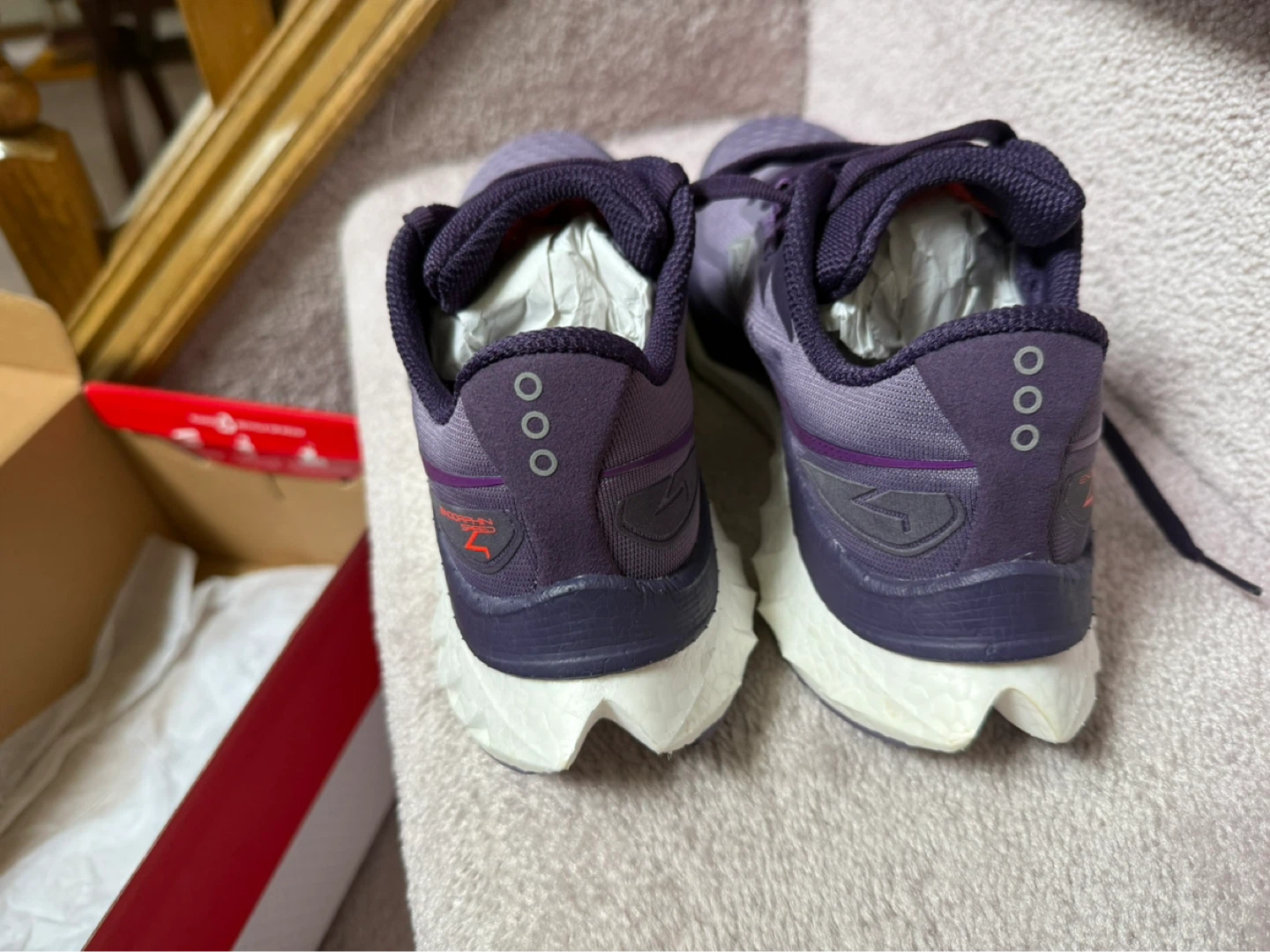SAUCONEY RUNNING SHOES - photo 3